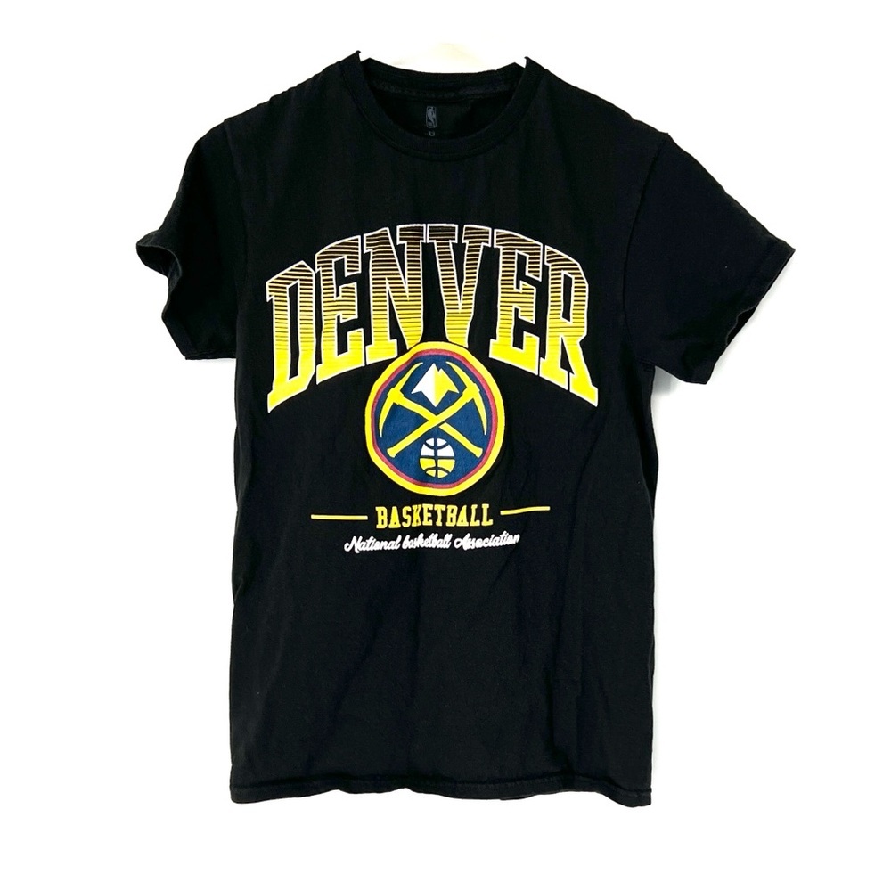 NBA Denver Basketball Graphic T-Shirt men’s small
